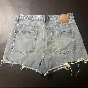 Zara jean shorts size 12